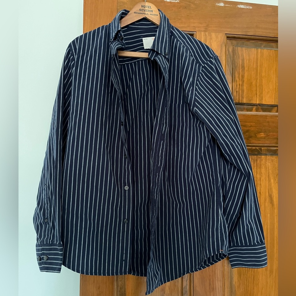 Men’s dress shirt
